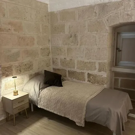 The White Stone Tatil Evi *