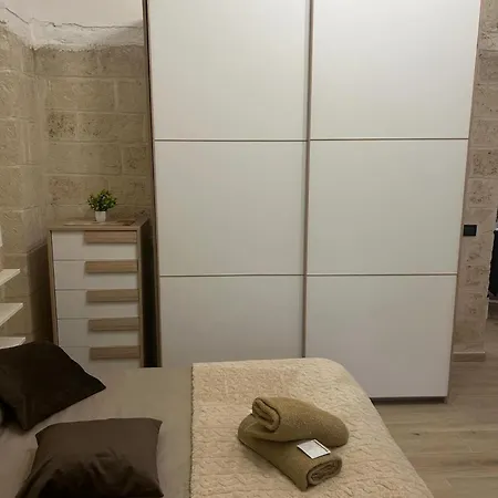 The White Stone Tatil Evi Modugno