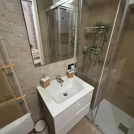 Tatil Evi The White Stone