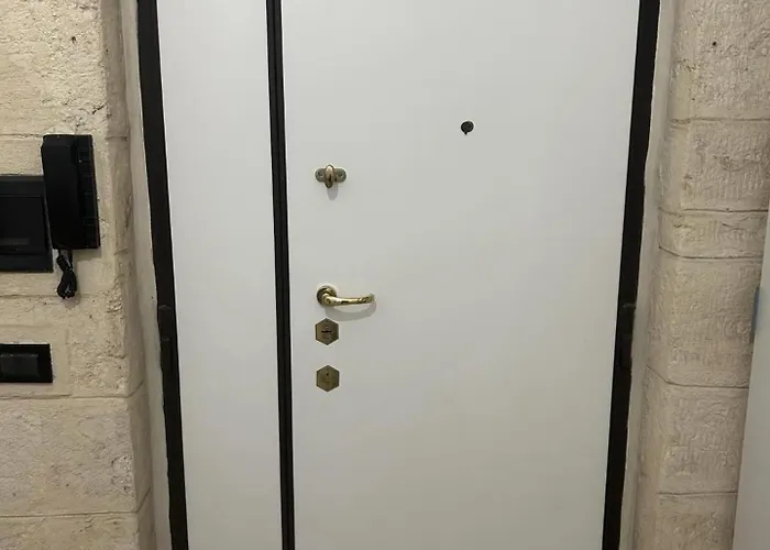 The White Stone Modugno